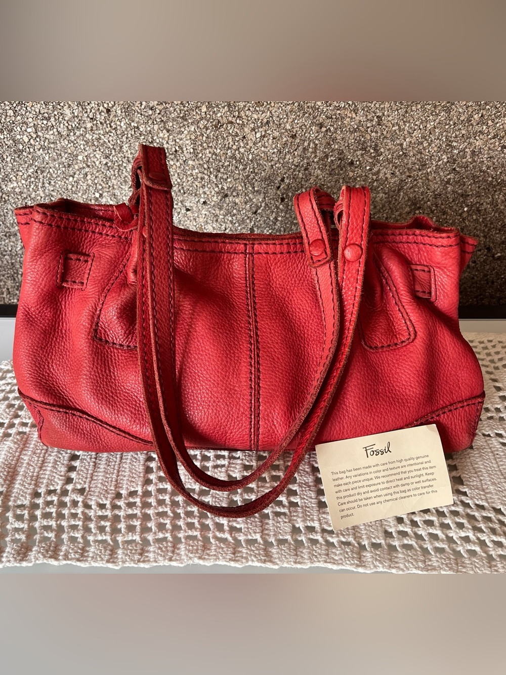 Fossil Red Pebbled Leather Shoulder Bag with key